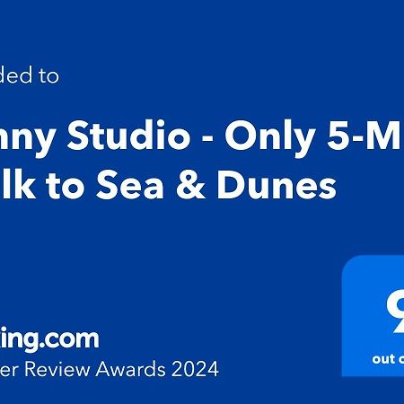Sunny Studio - Only 5-Min Walk To Sea & Dunes Wijk aan Zee Esterno foto