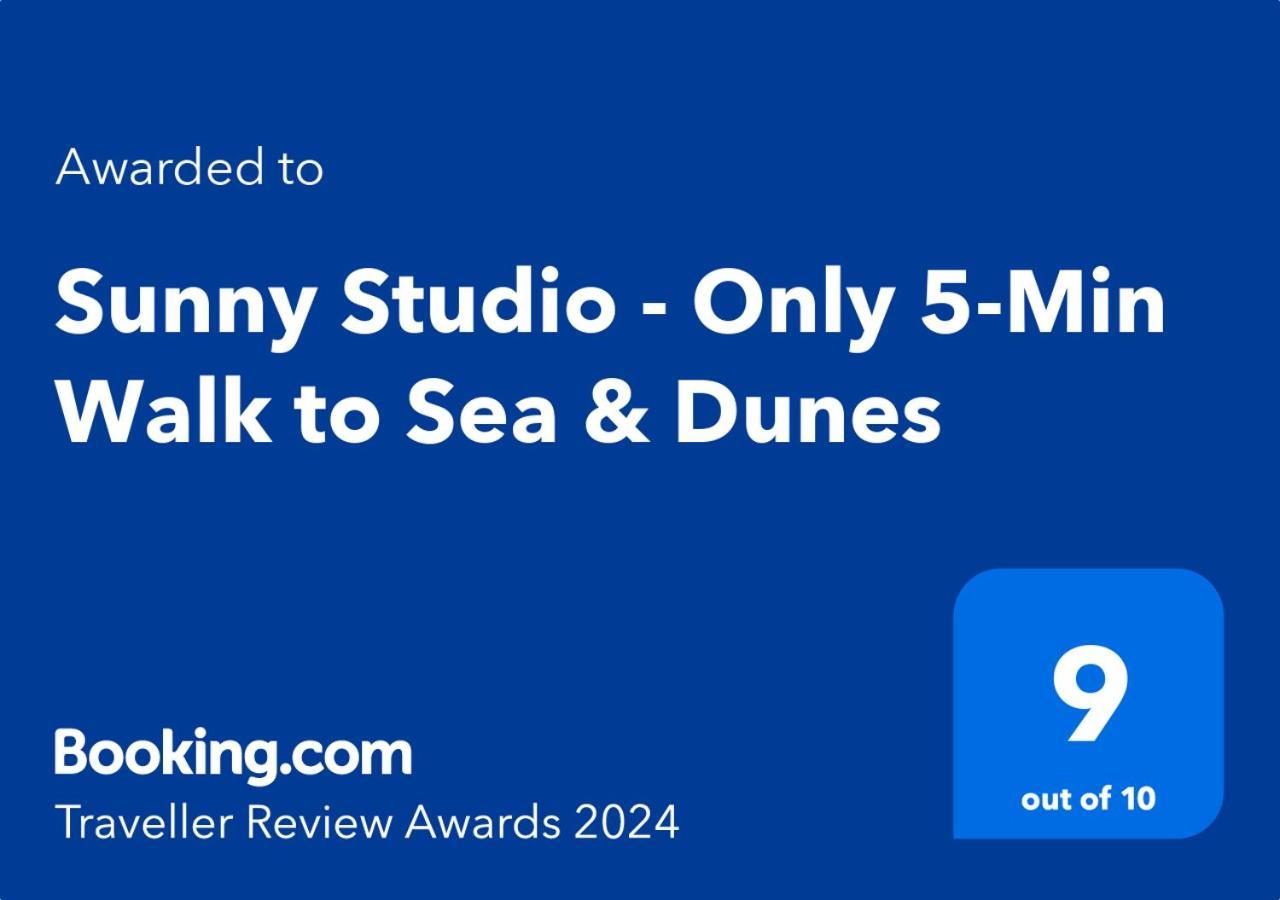 Sunny Studio - Only 5-Min Walk To Sea & Dunes Wijk aan Zee Esterno foto